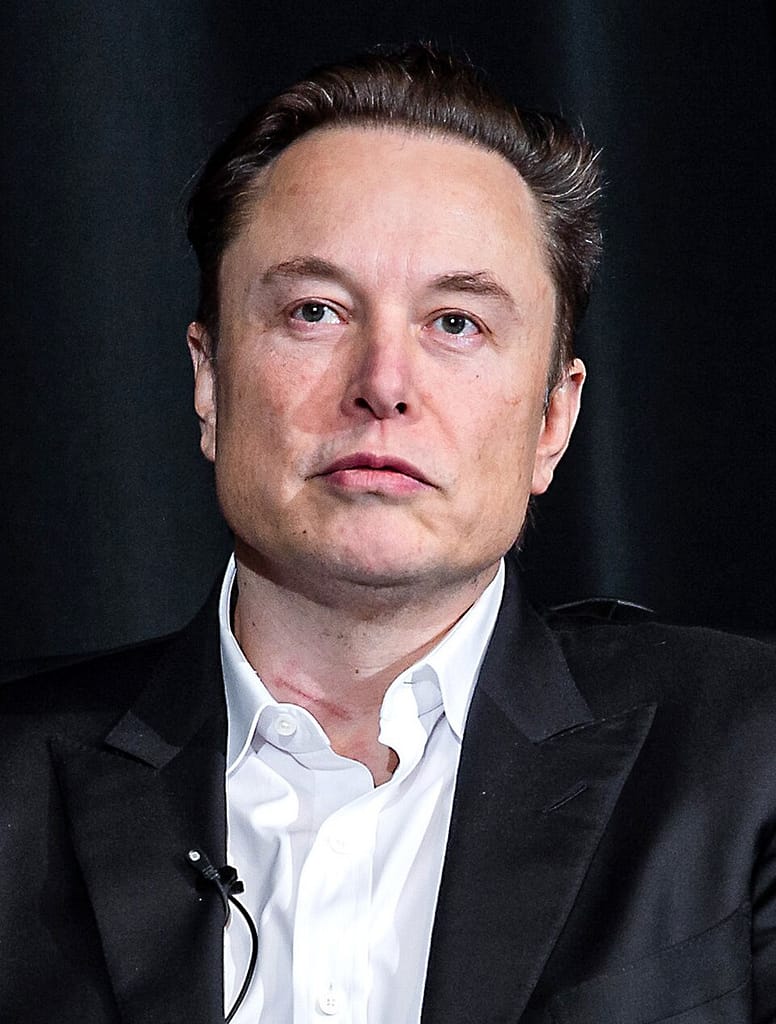 Musk Posted 2x More on UK Immigration Than SpaceX Pre-IPO