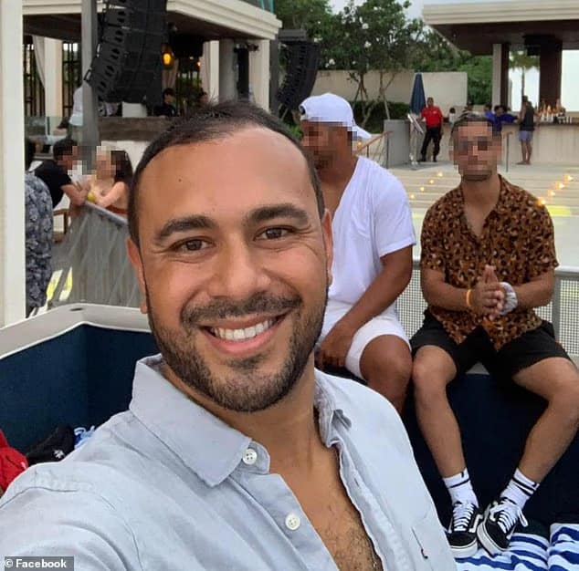 Four Australians stripped of Bali remission and placed in isolation over hidden phones